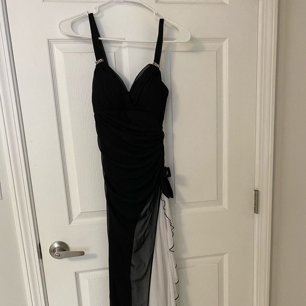 Blondie Nites formal dress